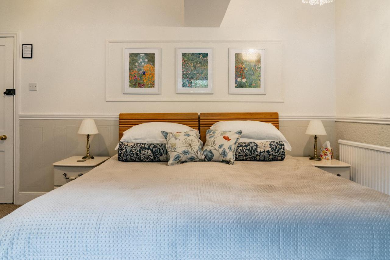 Lee House Bed & Breakfast Lynton Bagian luar foto